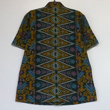 SMS3725 Men's Shirt (L)