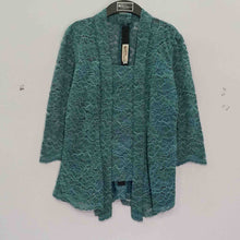 KBT0748 Tops (S)